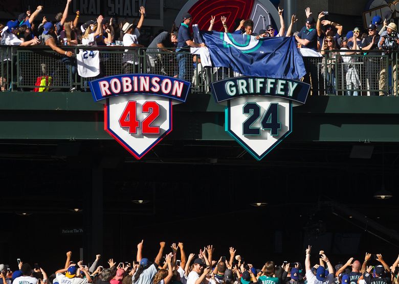 Mariners hit a home run with celebration to retire Ken Griffey Jr