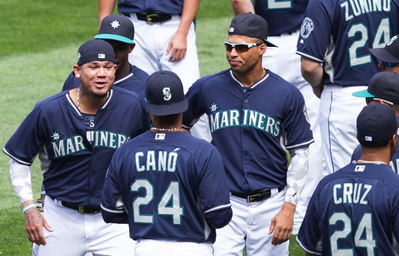 Félix Hernández King Mariners Hall of Fame Shirt Giveaway - Seattle Mariners