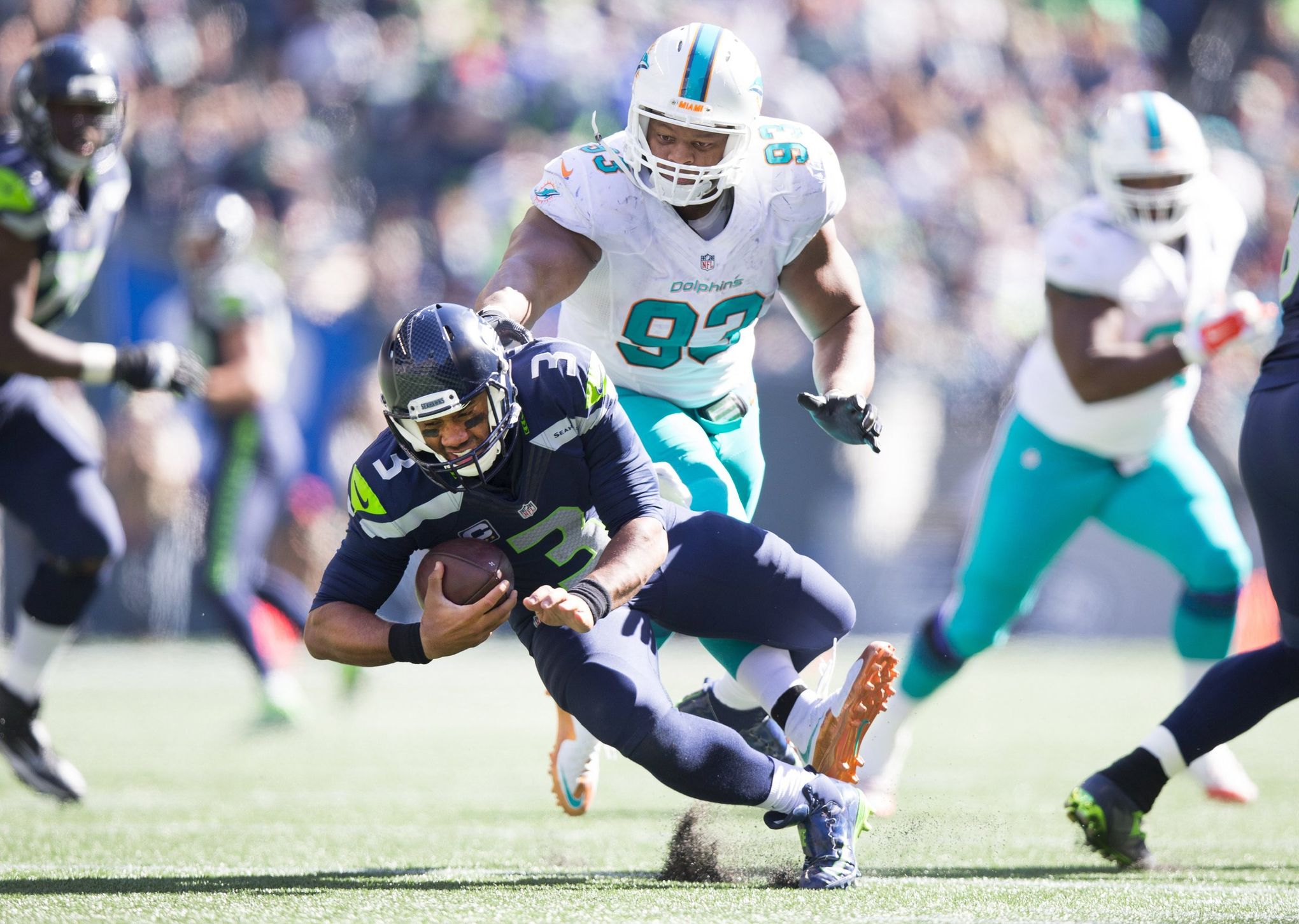 SEA 27, OAK 3: Seahawks roll behind Wilson's 3 TDs; Raiders QB