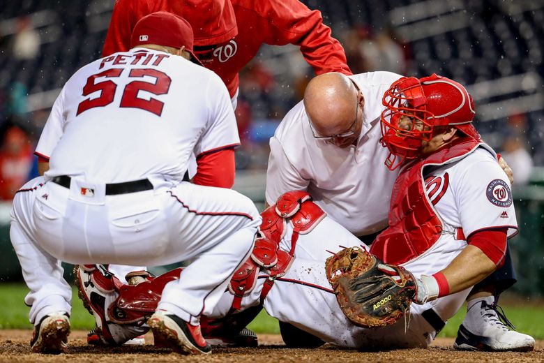 Update on the knee injury to St. Louis Cardinals catcher Willson