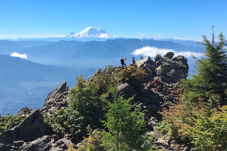 Mount Si Trail Hiking Trail - North Bend, Washington