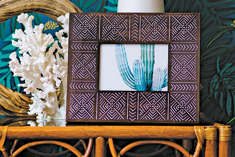 DIY picture frames can be meaningful additions to your home The