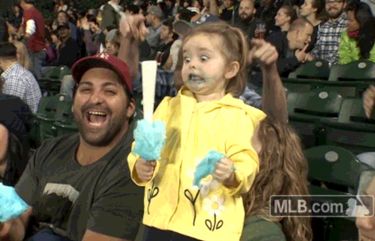Remember when cotton-candy girl went viral during Mariners game? | The ...