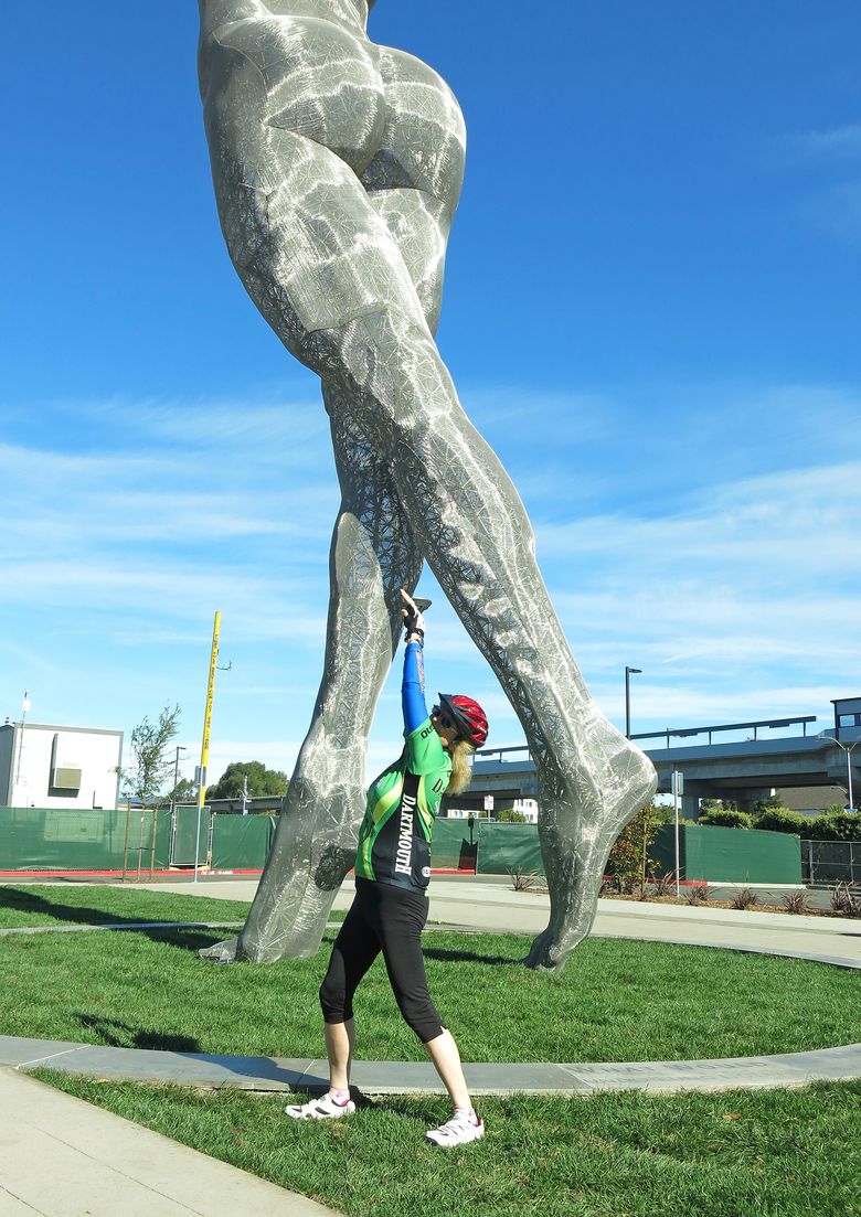 A giant nude statue in California is stirring controversy | The Seattle  Times