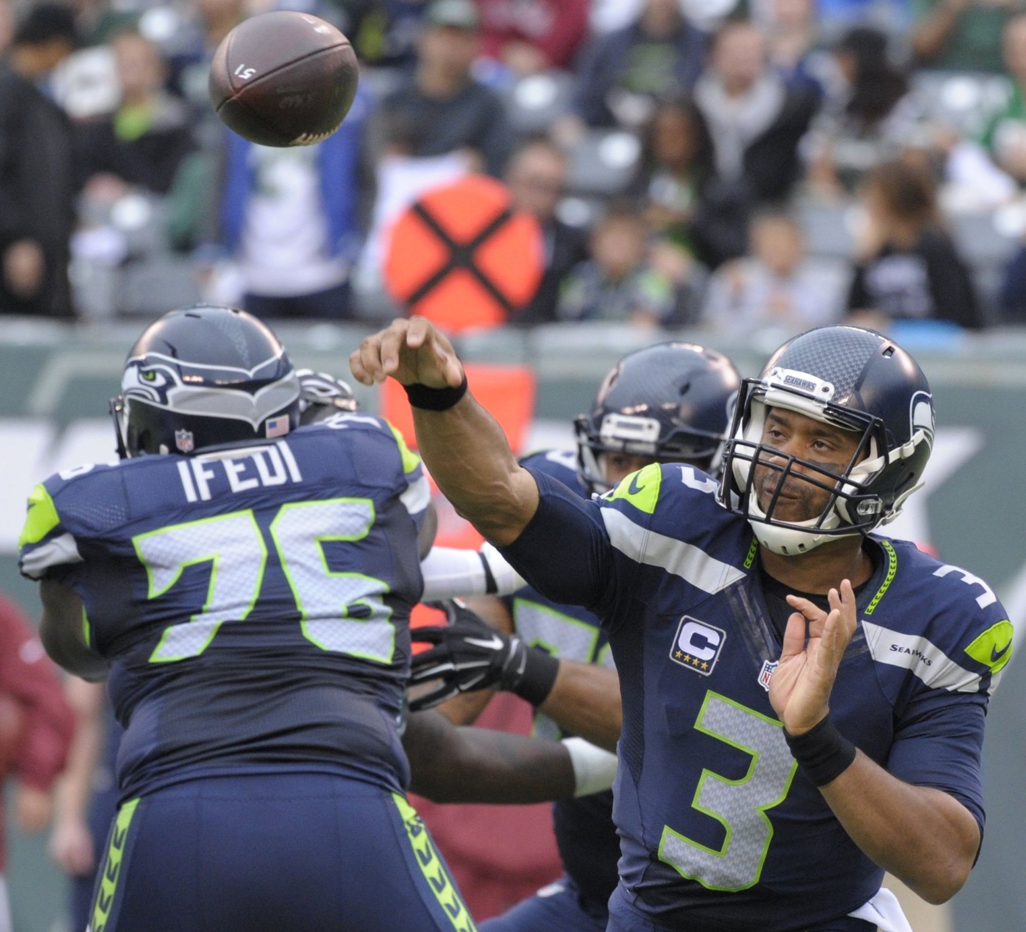 Was I 100%? Definitely not': Russell Wilson weighs in on season that has  gone awry with Seahawks