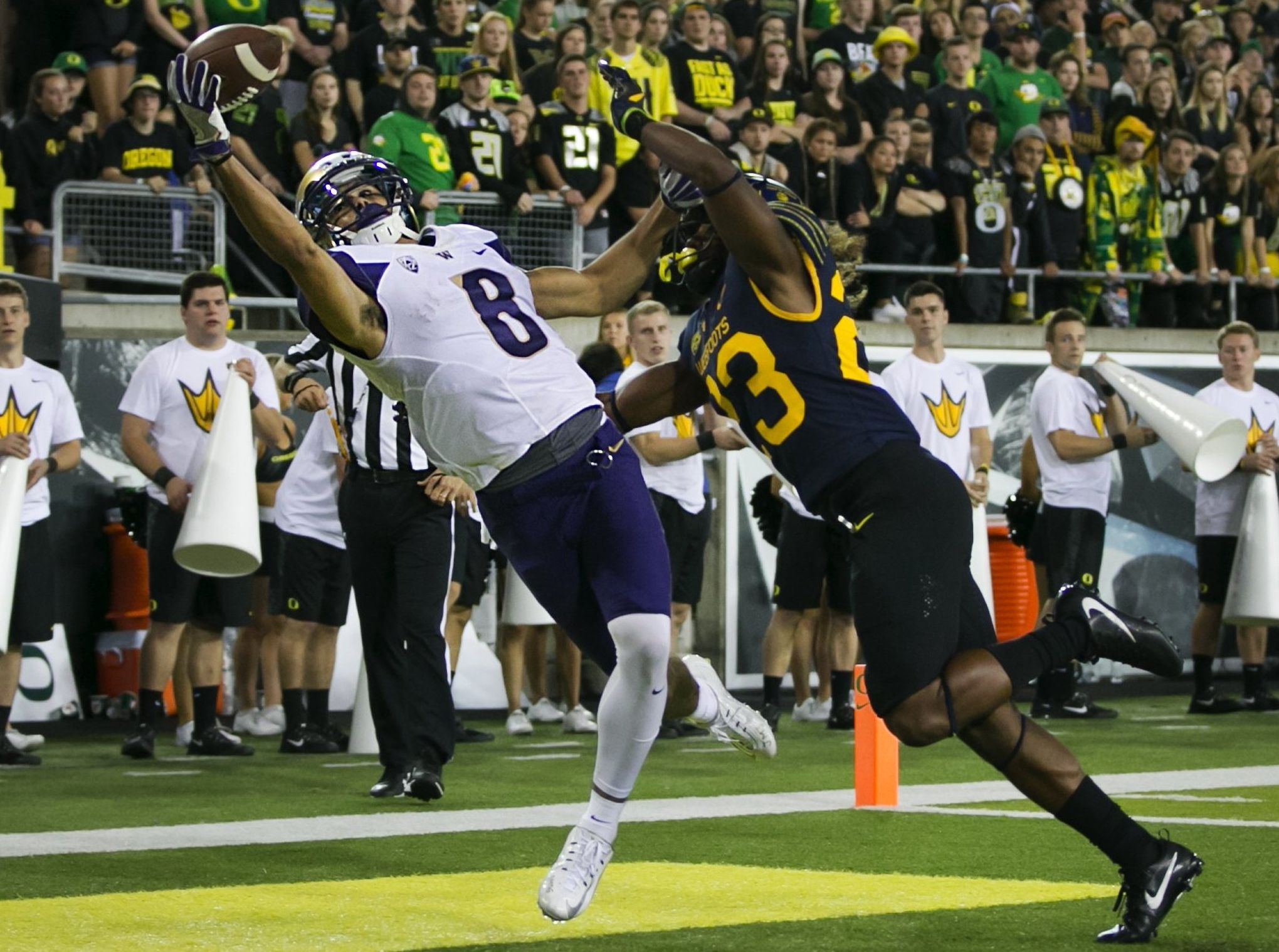 UW midseason report card: Jake Browning, No. 5 Huskies passing with ease