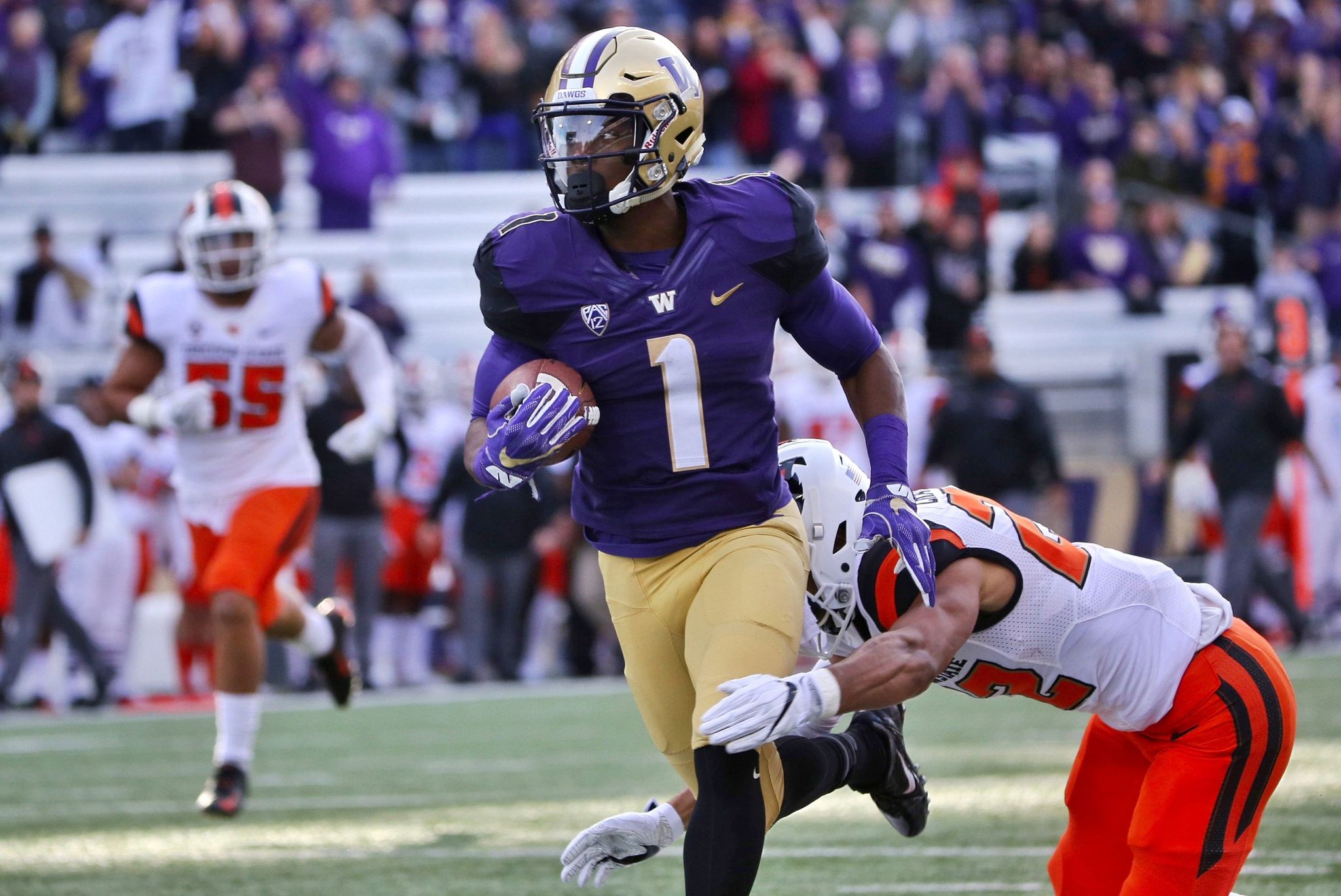 PHOTOS Washington defeats Oregon State, 4117 The Seattle Times