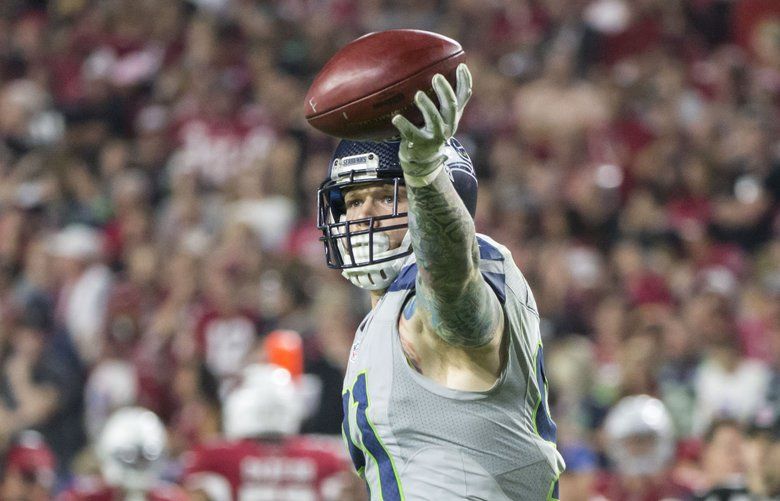 Watch Tanner McEvoy blocks punt for Seahawks, who tie game on field