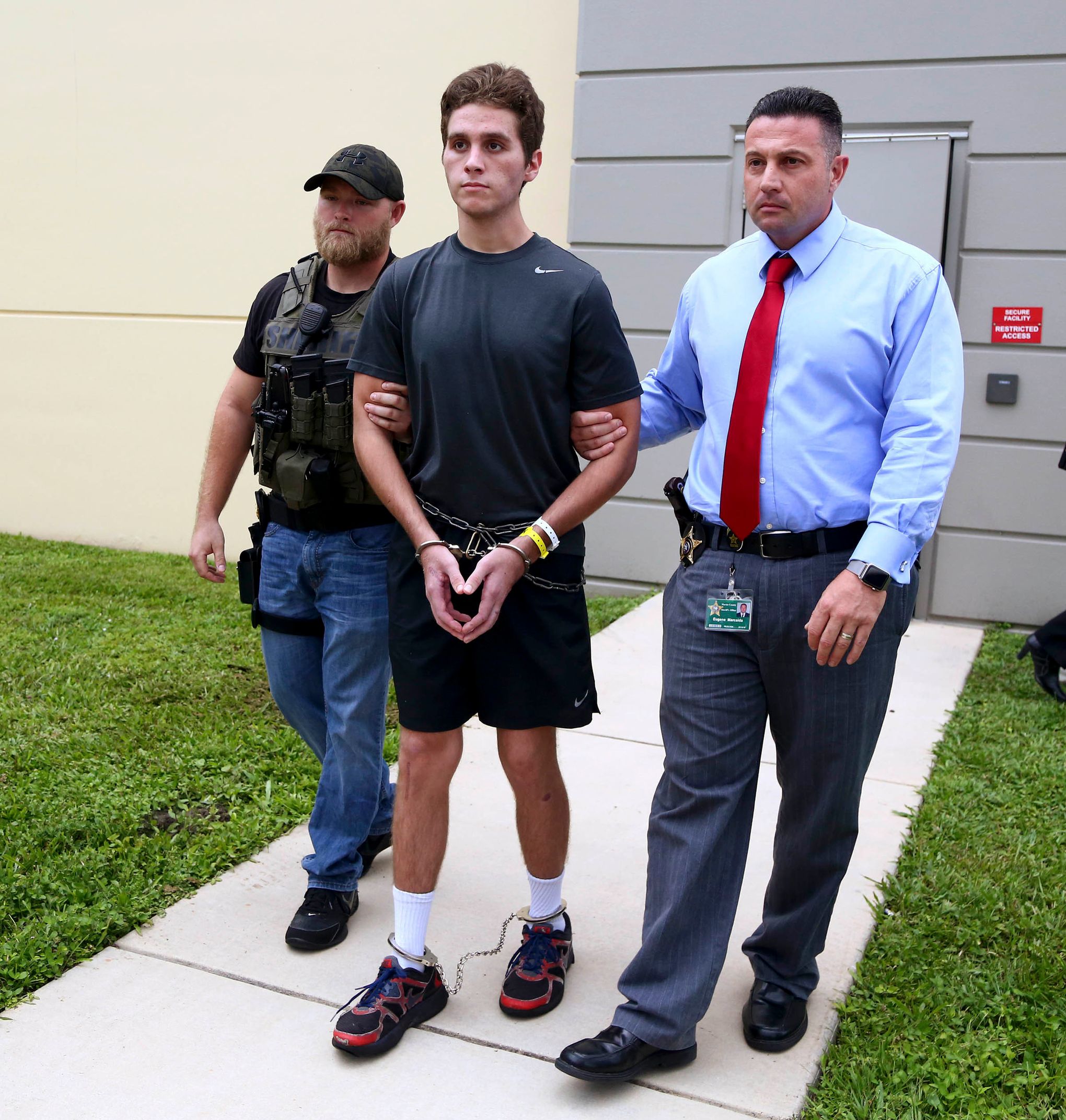 College student accused in face-biting attack taken to jail | The Seattle  Times