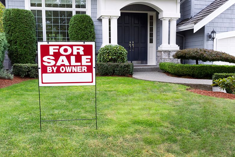 U.S. mortgage rates top 7% for the first time in 2 decades U.S. mortgage rates top 7% for the first time in 2 decades