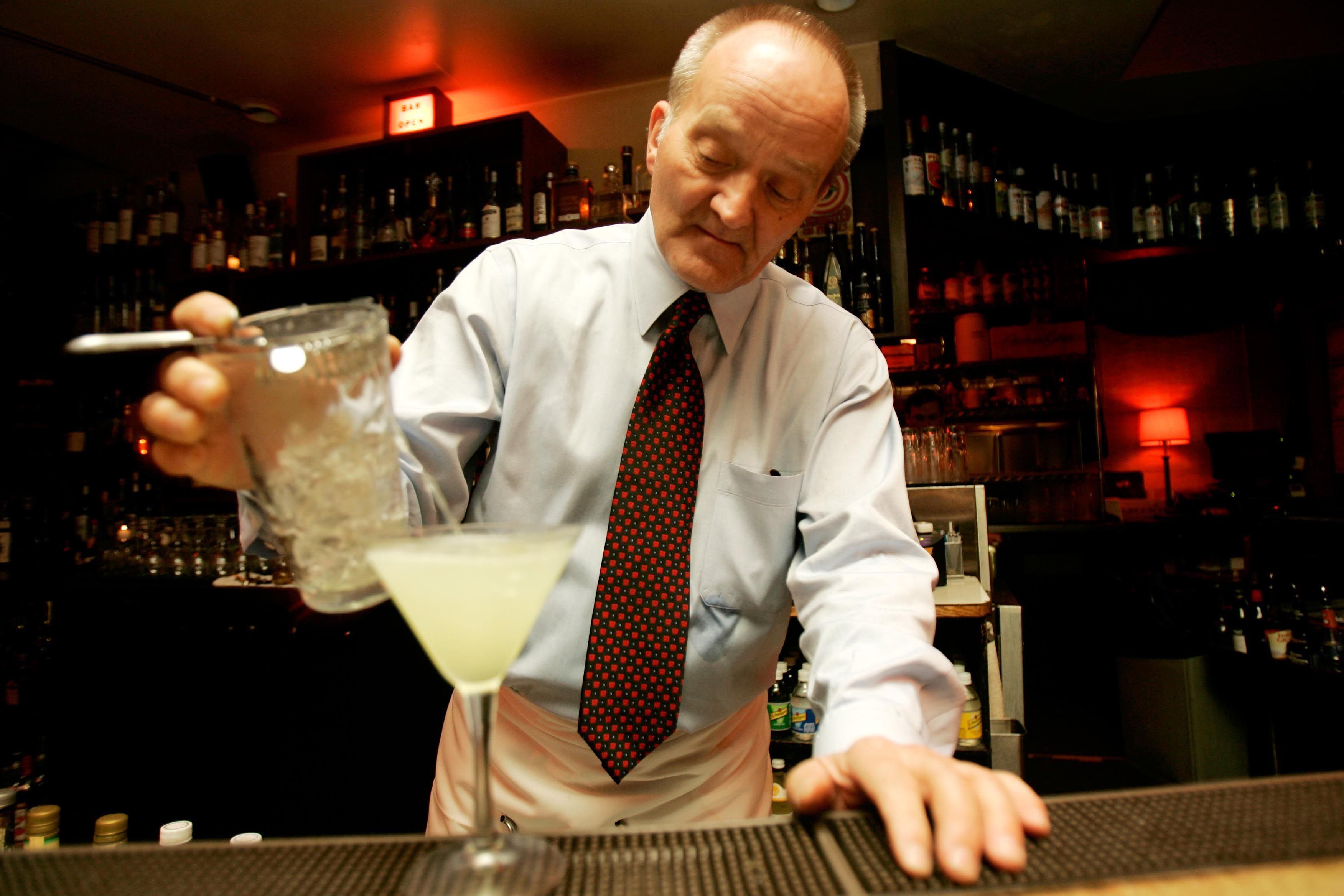 How famed Seattle bartender Murray Stenson became a 'local legend