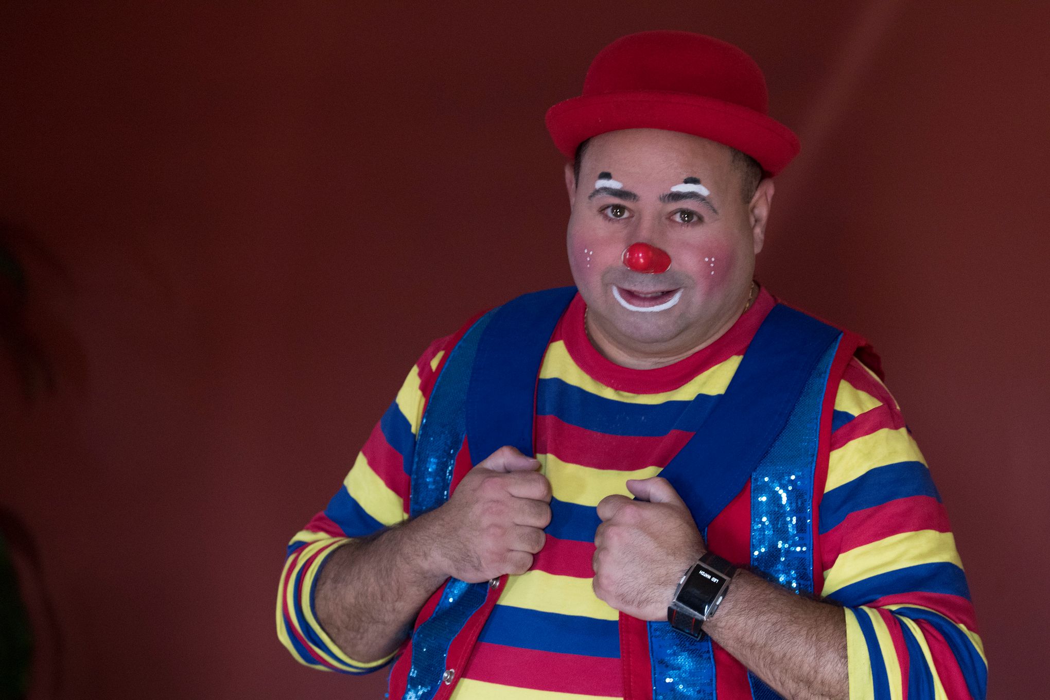 Can you help with my clown look? : r/clowns