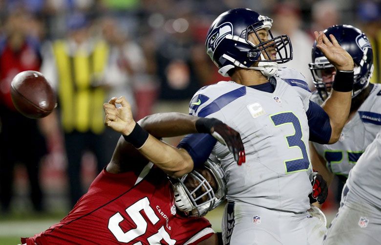 Seahawks QB Russell Wilson limited with right pectoral muscle