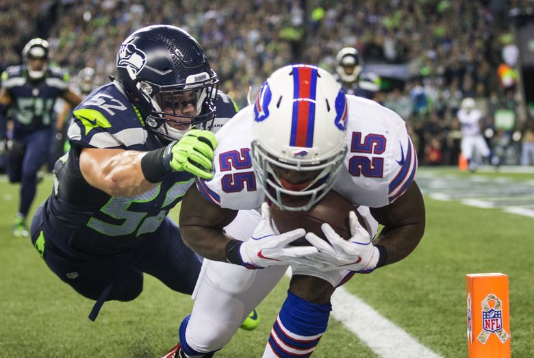 Graham catches 2 TDs, Seahawks hold off Bills 31-25