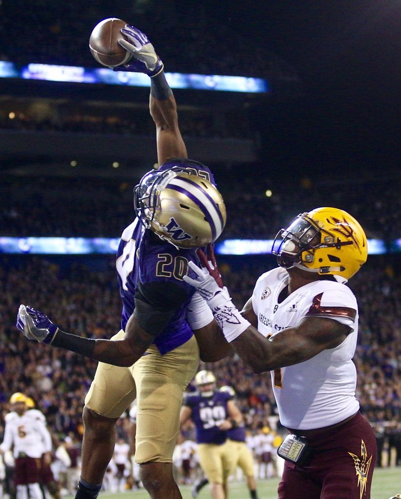 Kevin King catches clutch end-zone interception