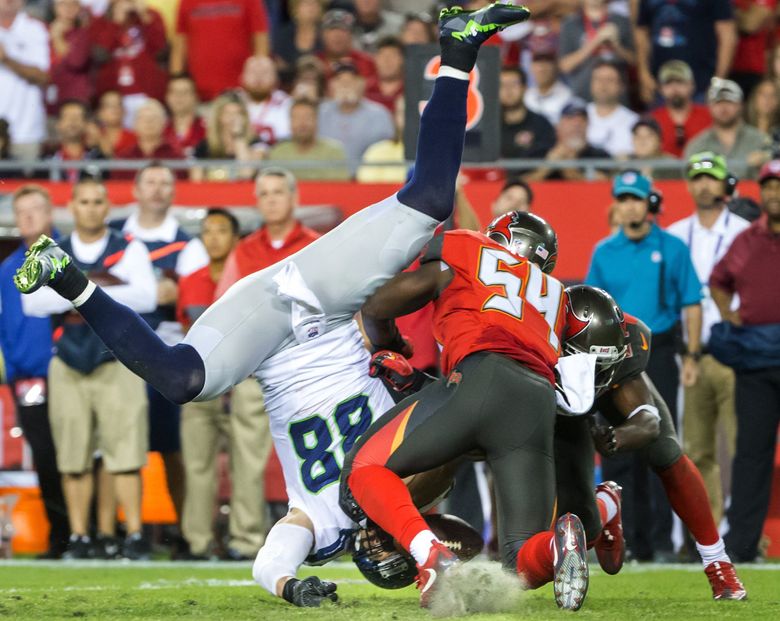 Wilson sacked 6 times as Seahawks fall 14-5 to Bucs