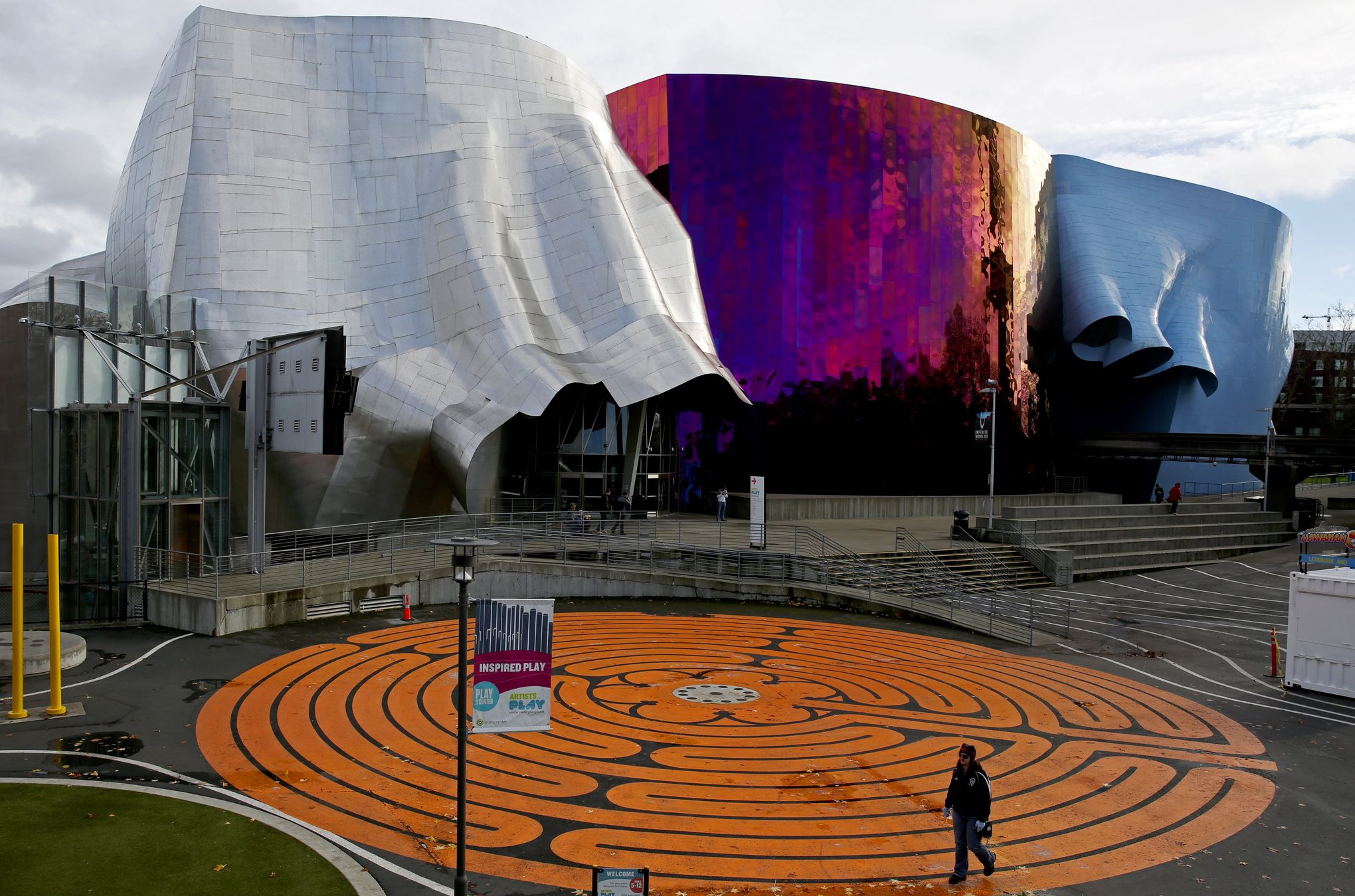 Frank Gehry's Experience Music Project Building in Seattle, Washington  (now MoPoP) - gscinparis