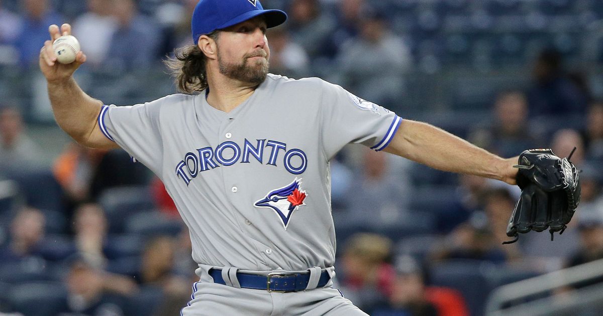 The Mets will pay R.A. Dickey a visit at SunTrust Park this