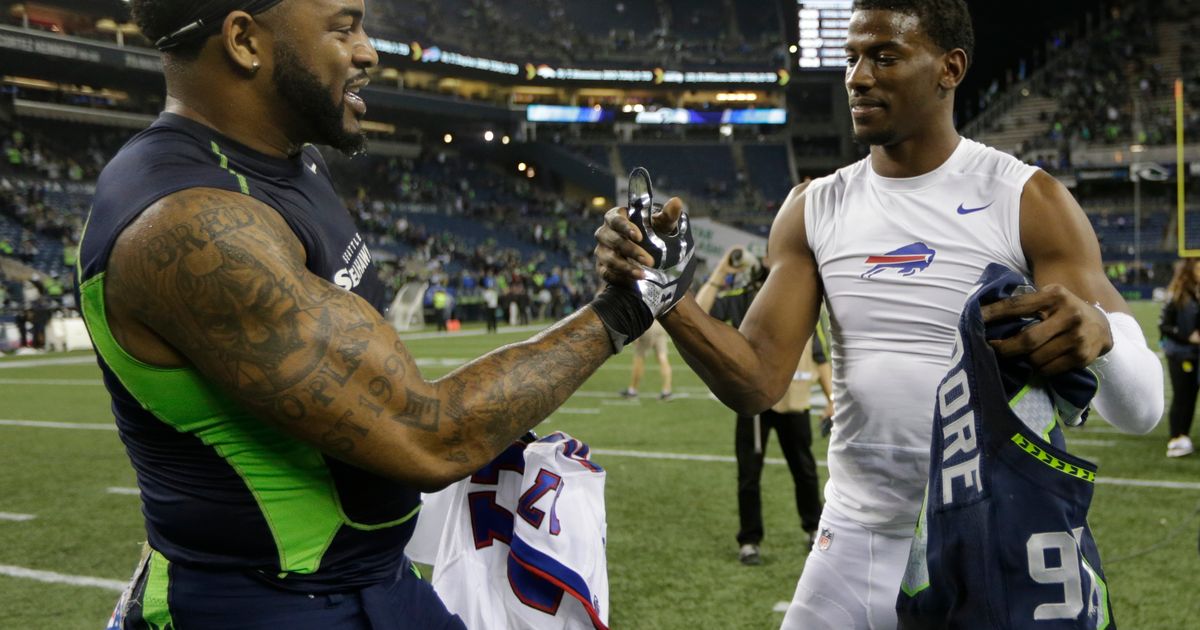 Seahawks defensive lineman Damontre Moore suspended 6 games