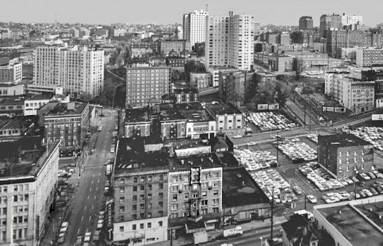 Let’s play hide and seek from this panoramic view of Seattle | The ...