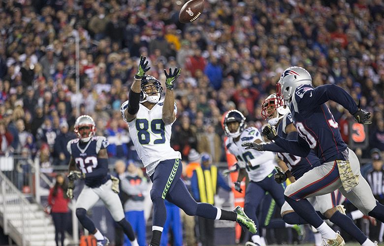 December 15, 2013: Seattle Seahawks wide receiver Doug Baldwin (89) carries  the ball during the first half of a NFL game between the Seattle Seahawks  Stock Photo - Alamy