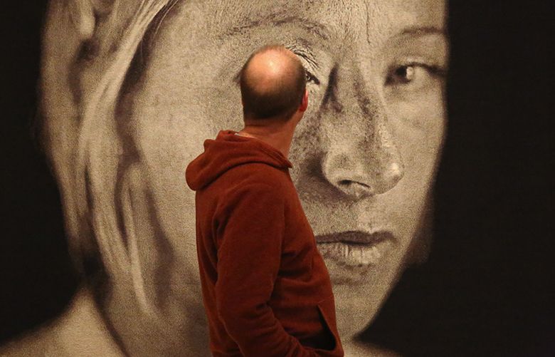 CHUCK CLOSE 写真集 CHUCK CLOSE- Subway Portraits - MOSAIKA