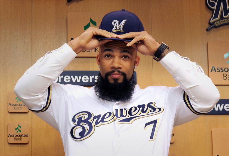 Eric Thames signs on with Major League