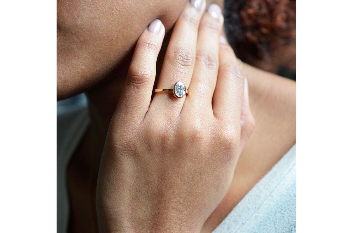 Engagement Ring vs. Wedding Ring: What's the Difference?