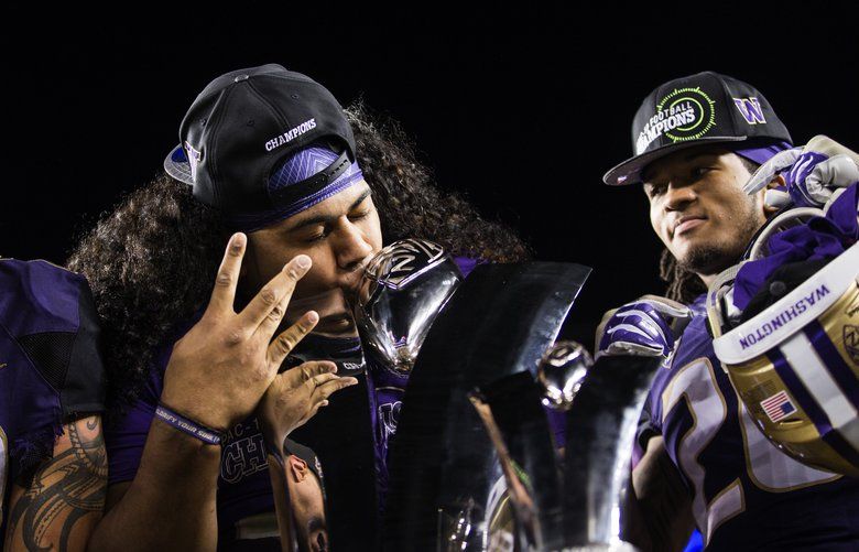 College Football Playoff Selection Show How To Watch Where The Huskies Are Ranked The Seattle