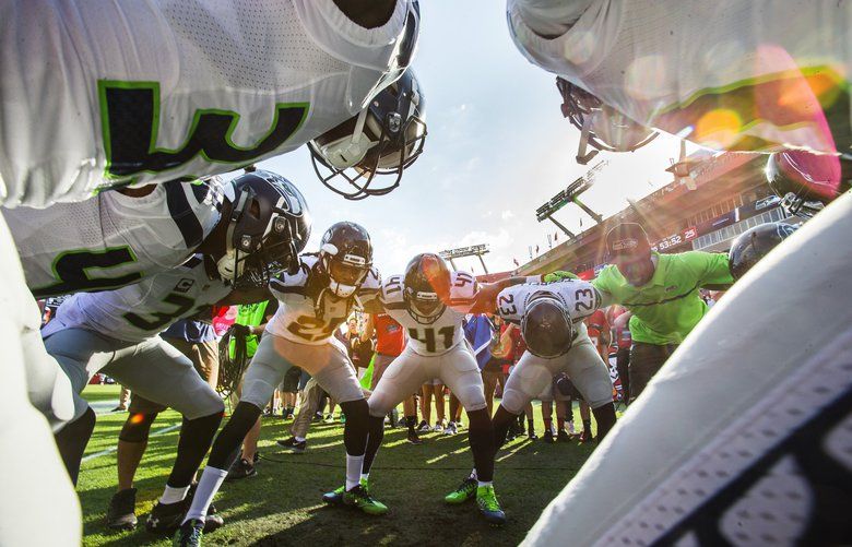 Russell Wilson, Richard Sherman among Seahawks showing off custom cleats  for #MyCauseMyCleats