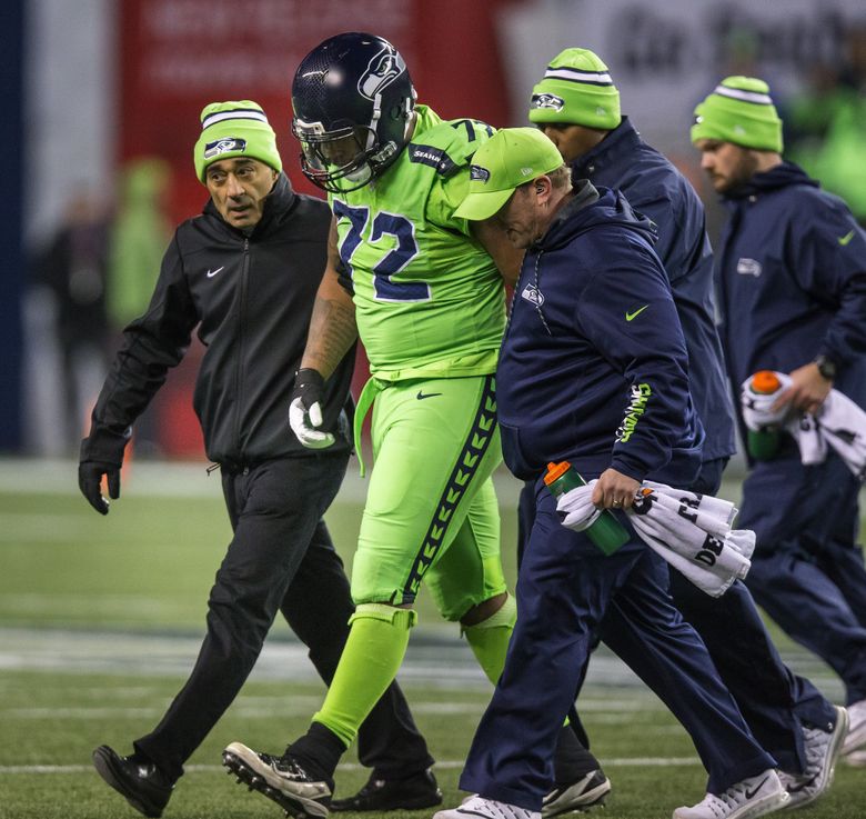 Seahawks' Jon Ryan suffers concussion on fake punt, Michael