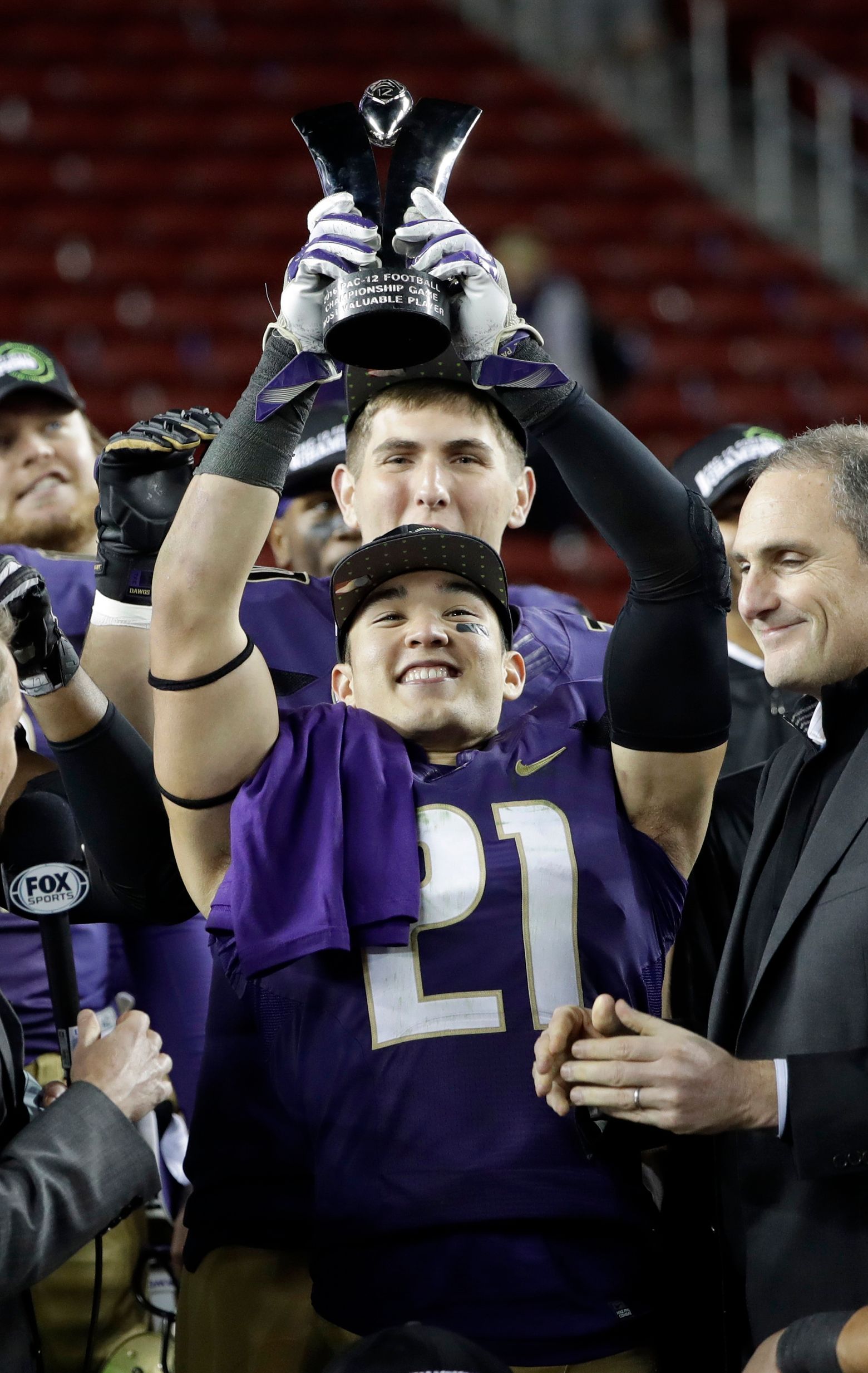 Taylor Rapp, UW's emerging star safety, hardened by big brother's