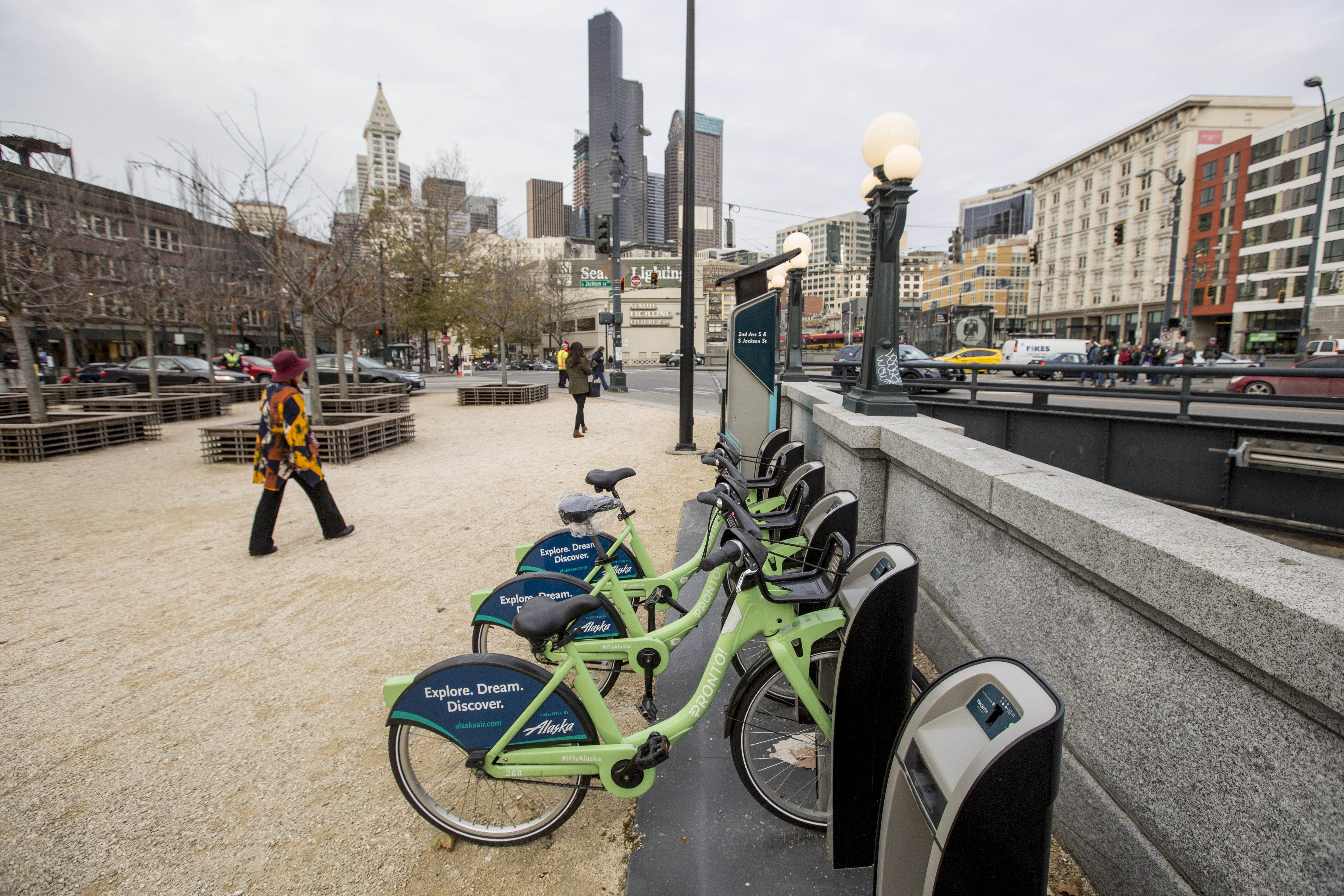 Will helmet law kill Seattle s new bike share program The