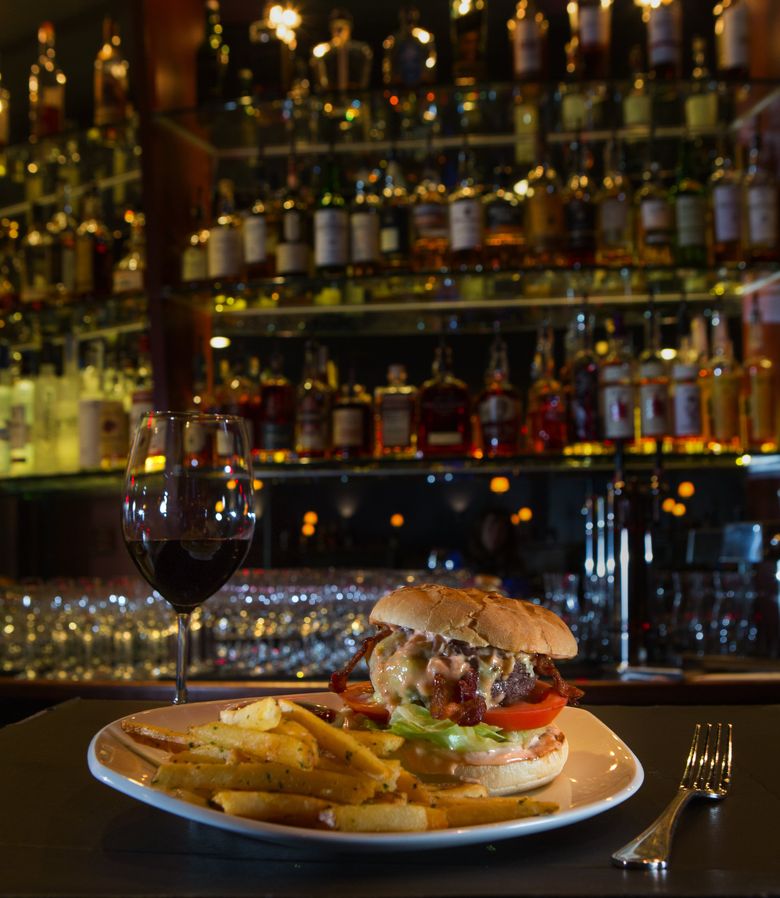 Bellevue Happy Hour: Best Deals and Drinks Near You