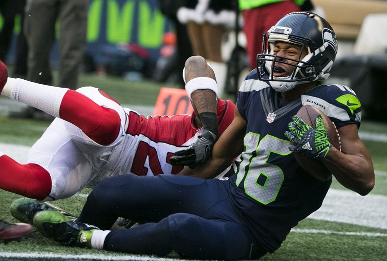 Seahawks' Tyler Lockett likely to have surgery after breaking