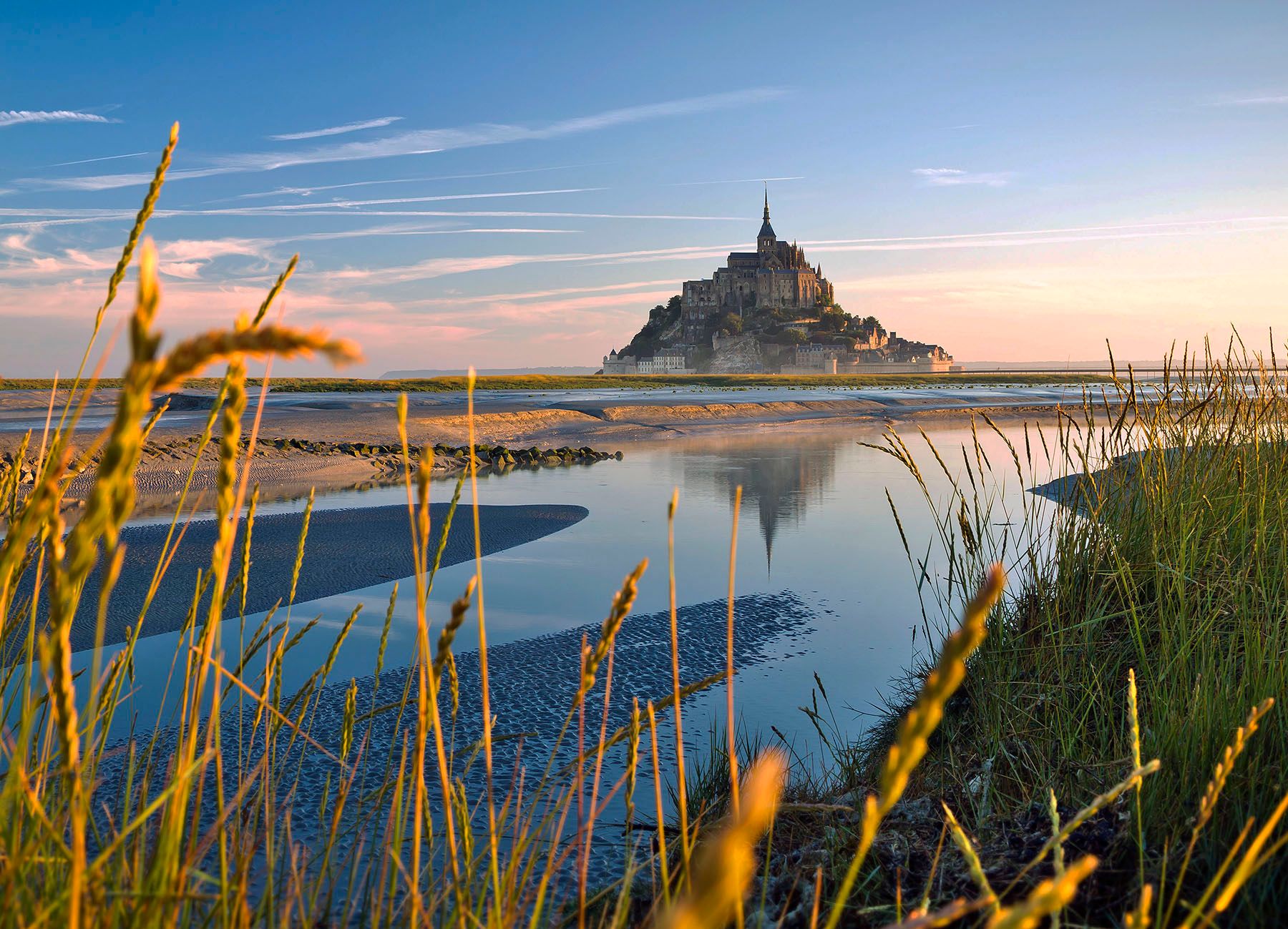 France's stunning Mont St-Michel inspires | The Seattle Times