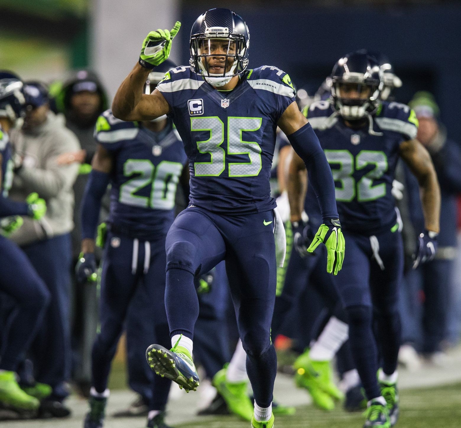 Seattle's DeShawn Shead again a starter, this time at CB