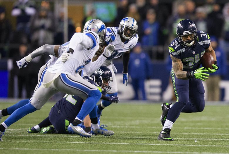 Seattle Seahawks running back Thomas Rawls rambles towards the end zone during second quarter. (Mike Siegel / The Seattle Times)