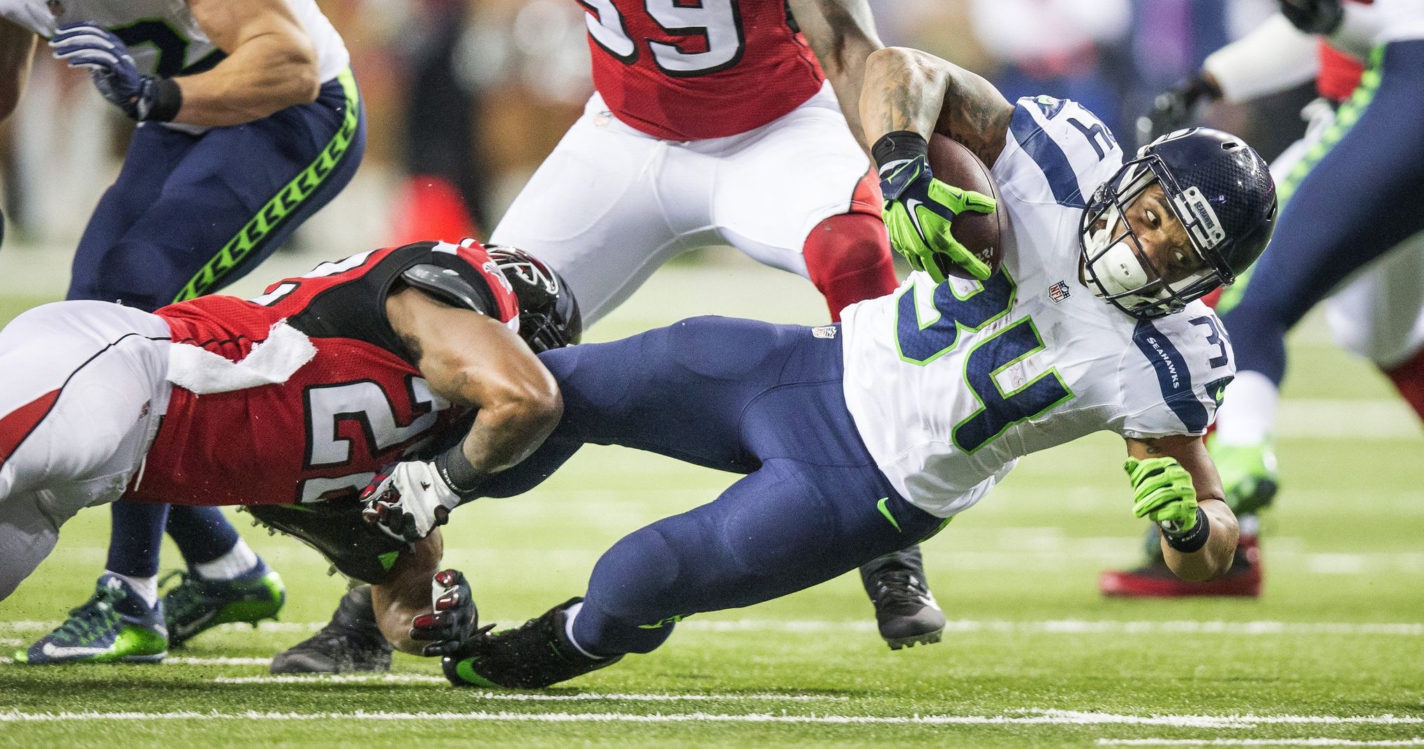 NFL Pre-Season Roundup: Love solid in win over Seahawks, franchise