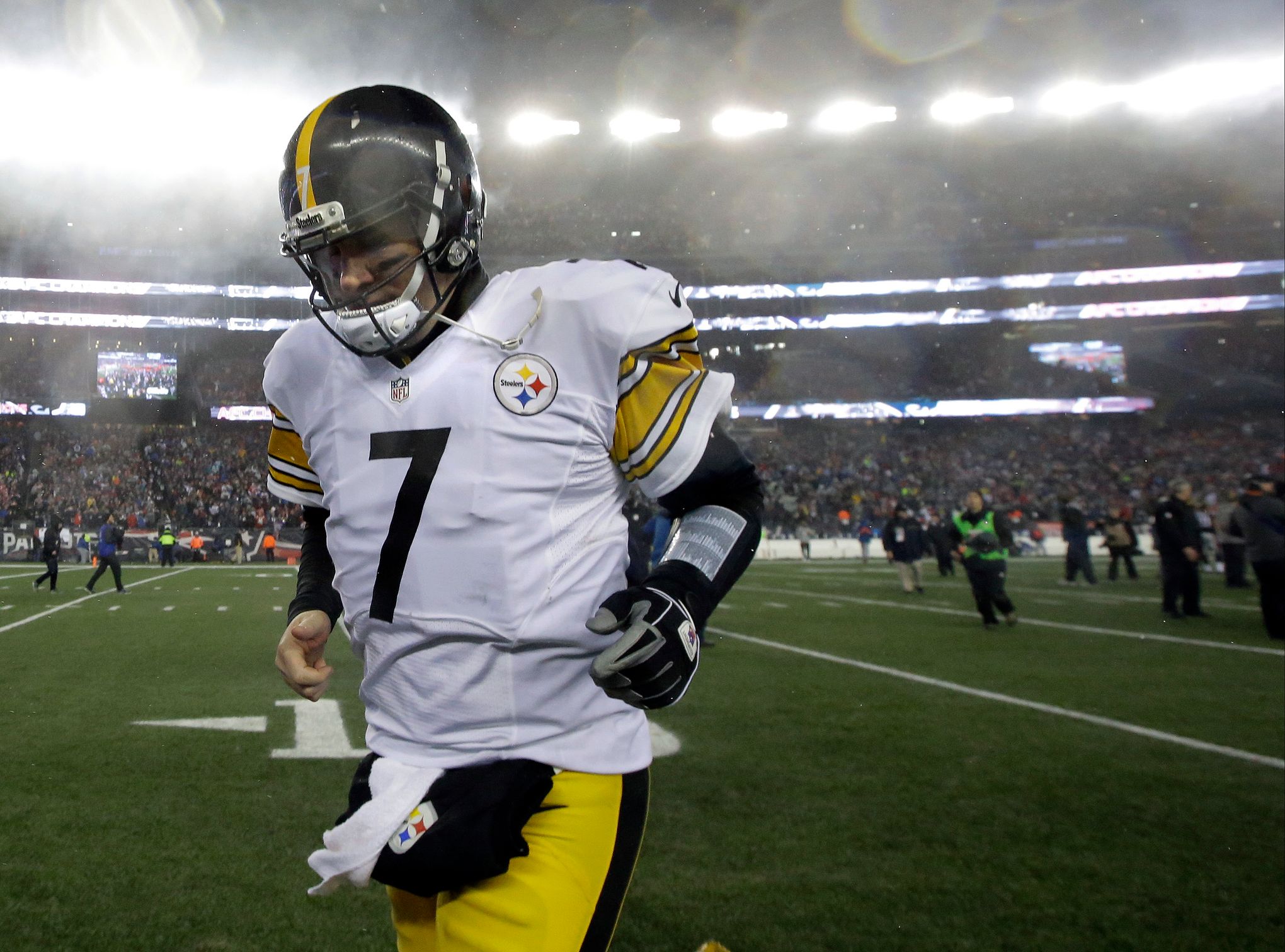 No Roethlisberger, No Problem for Steelers - The New York Times