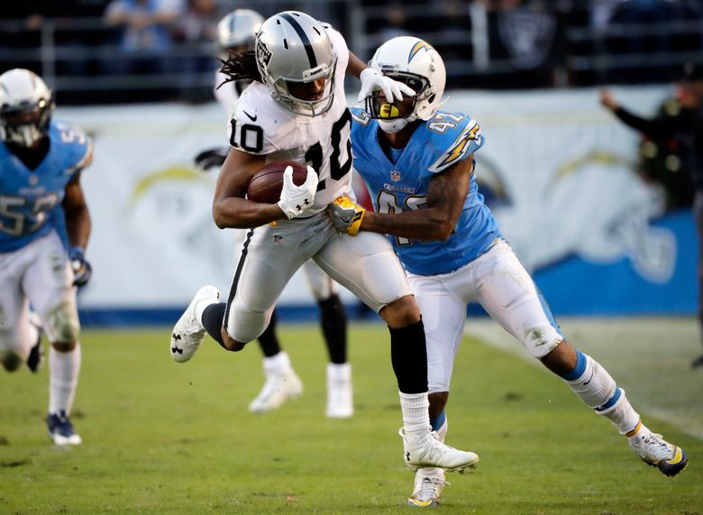 Oakland Raiders vs. San Diego Chargers, photo gallery, December 18, 2016