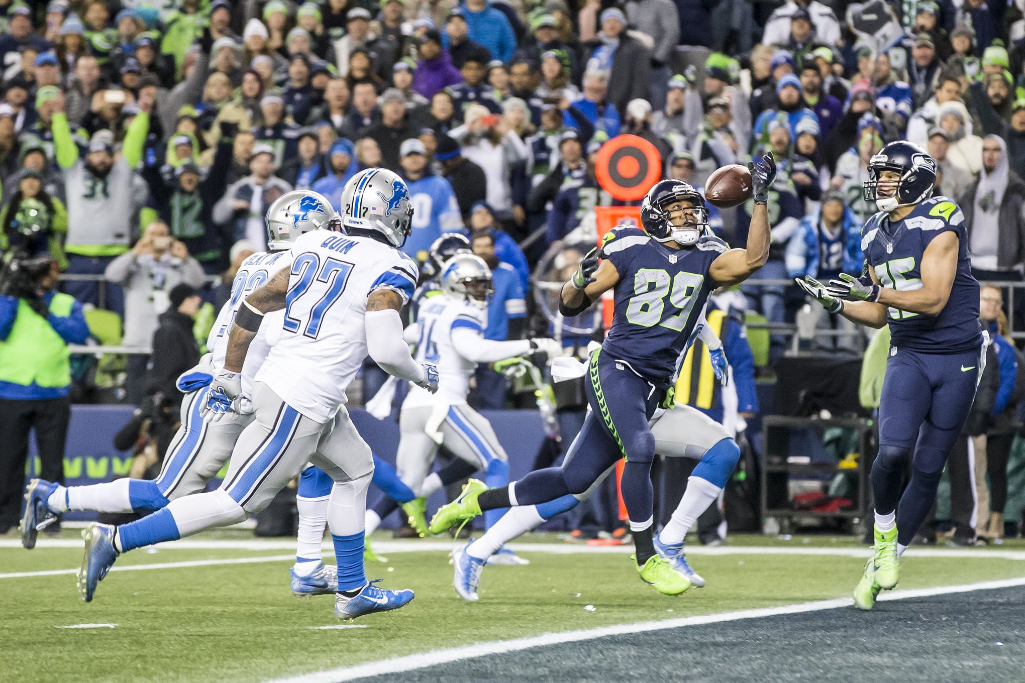 Seahawks' Baldwin has let it go with Harvin; Harvin hasn't