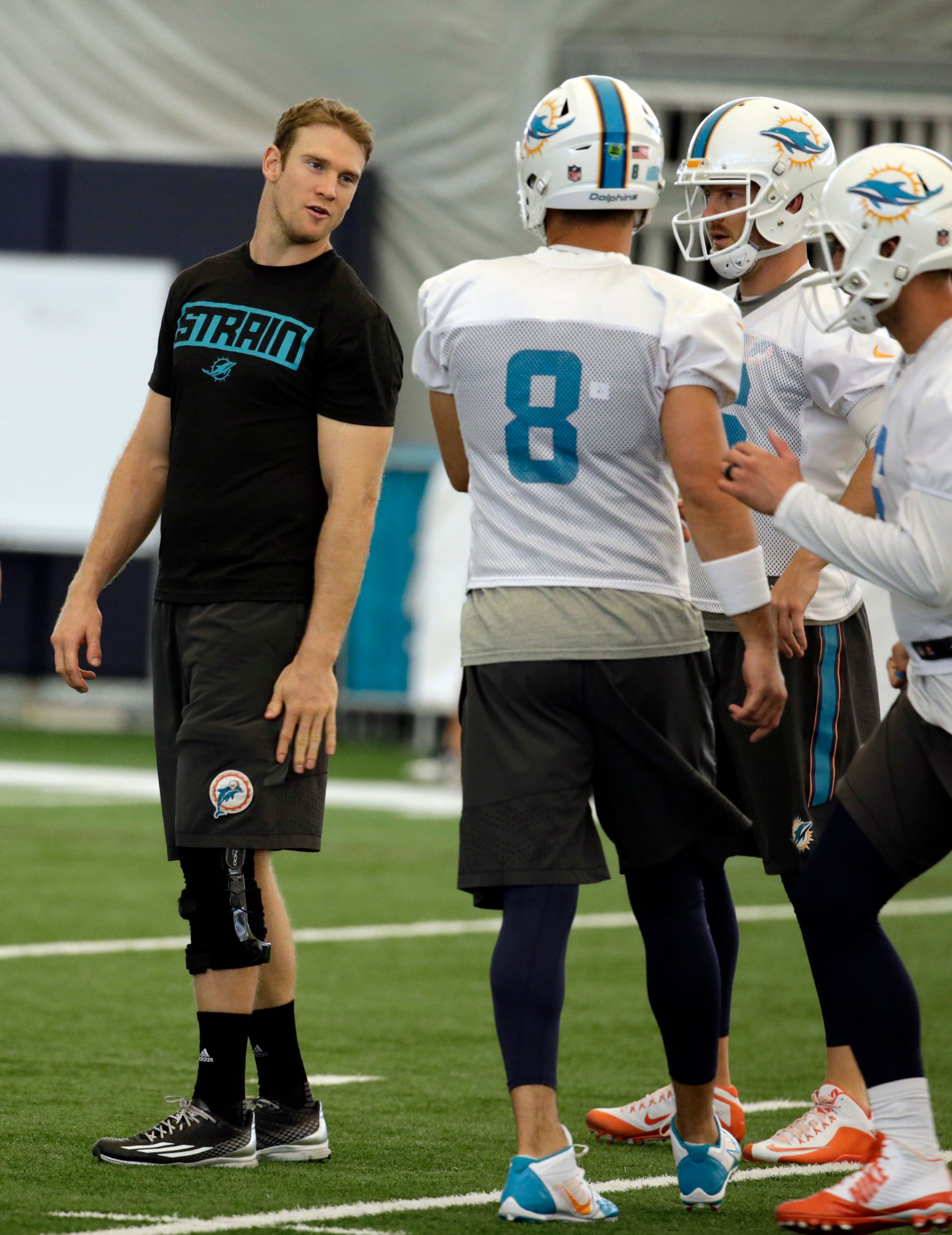 Dolphins' Ryan Tannehill Out for Sunday's Playoff Game at Steelers