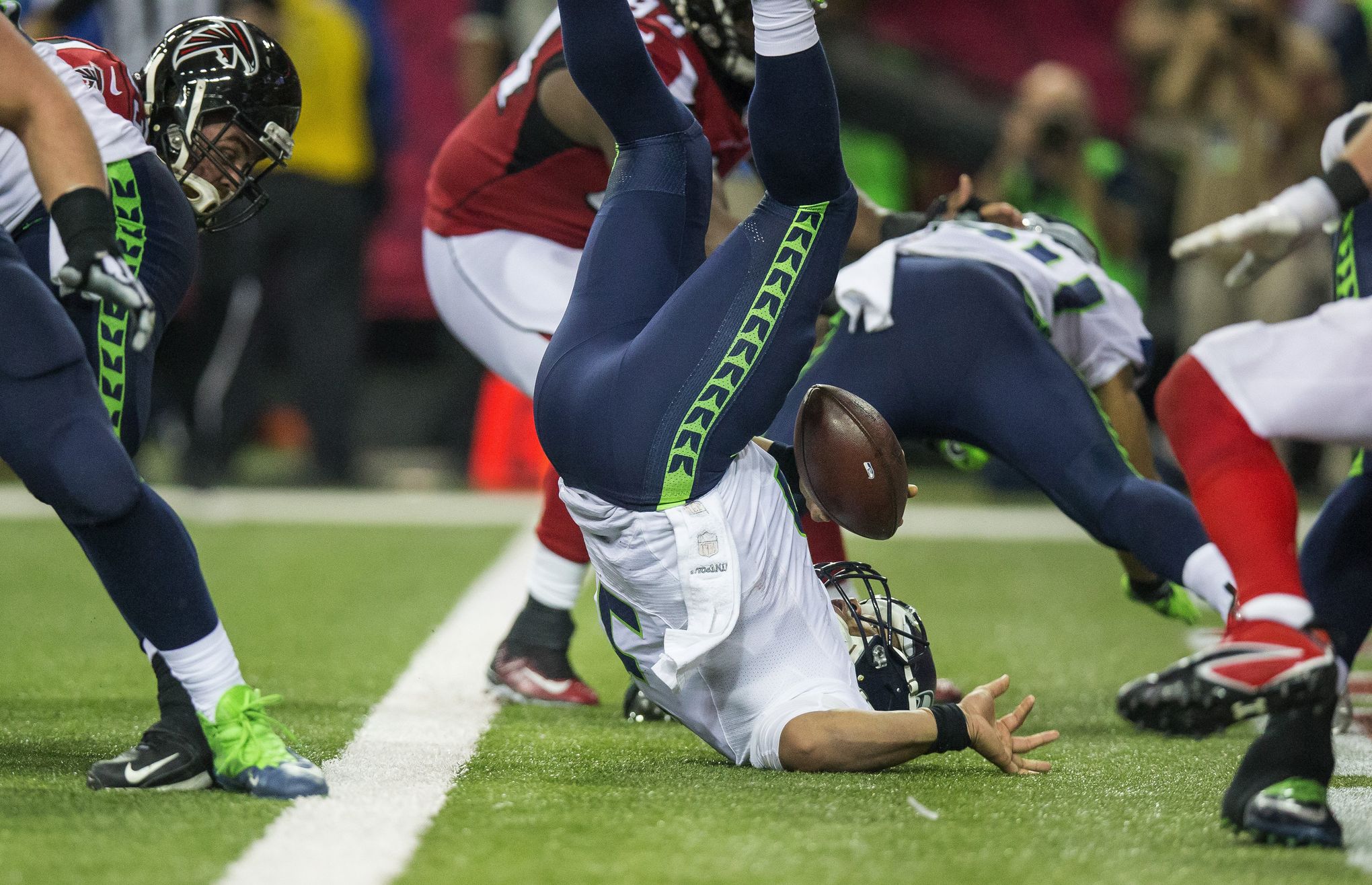 Seahawks' Pete Carroll explodes on ref after penalty called on