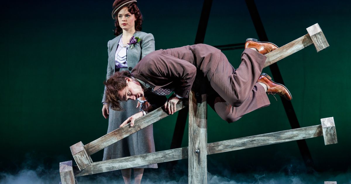 Village Theatre’s ‘39 Steps’ takes Hitchcock for a frantic ride The