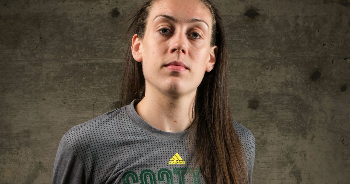 Storm’s Breanna Stewart has sprained ligament in right knee, says ...