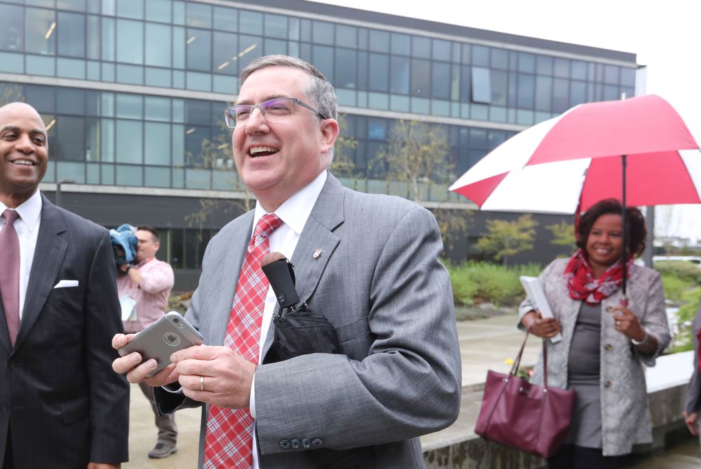 WSU President Kirk Schulz (Steve Ringman / The Seattle Times)