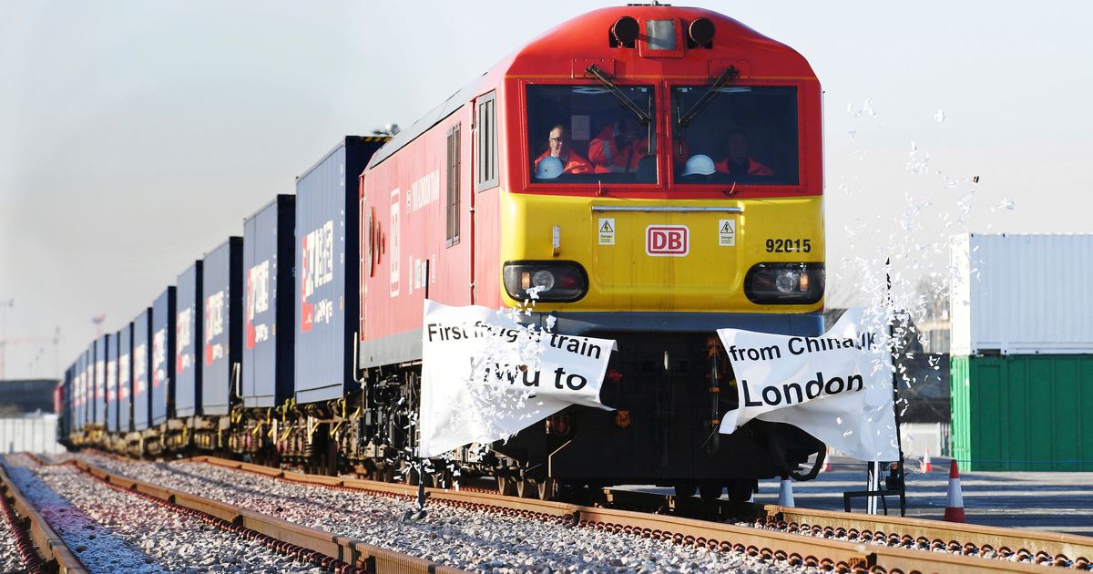 Cargo Train the uk. В январе 2017 из китая в лондон