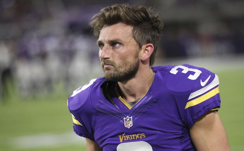 Seahawks sign former Vikings kicker Blair Walsh, which could spell