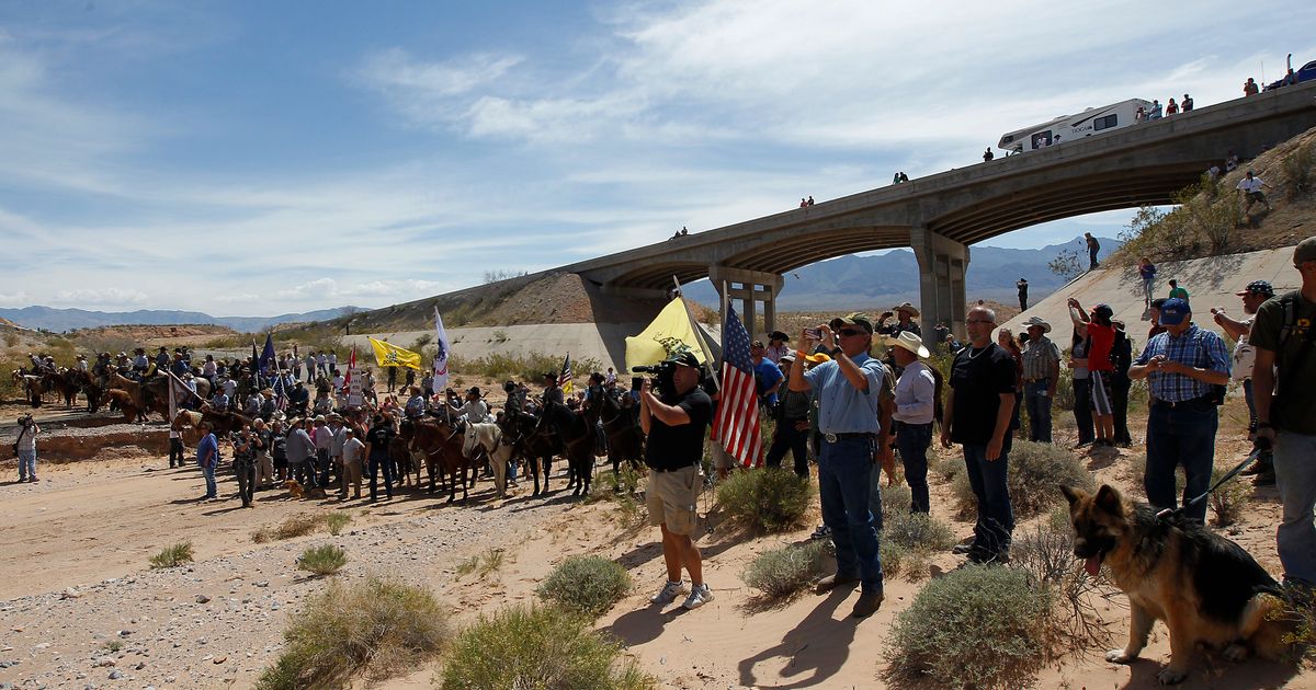 Blm Agent Testifies Bundy Ranch Standoff Gunman Aimed At Him The Seattle Times 0213